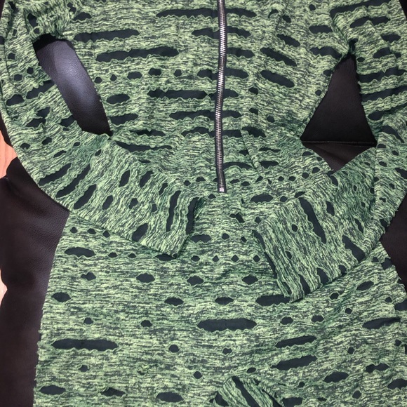 Worn once - Picture 3 of 5